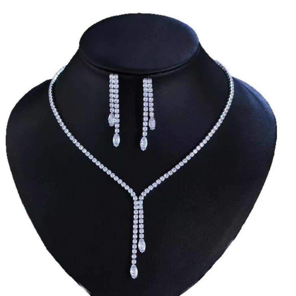 Full Diamond Light-Luxury Necklace and Earring Set - packaging